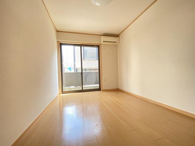 【居間・リビング】 | ディアコート東白楽 | 別部屋参考写真です。