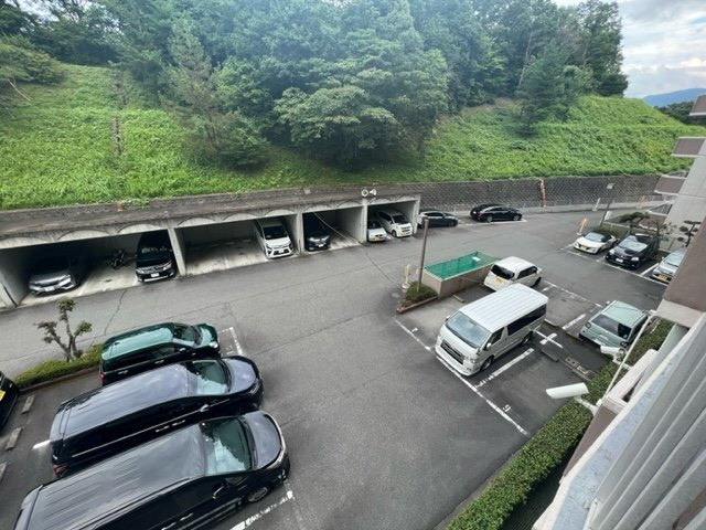 サニータウン長野清見台の駐車場
