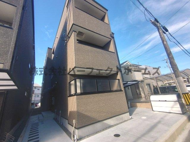 セレニティ池田A棟の外観|外観です