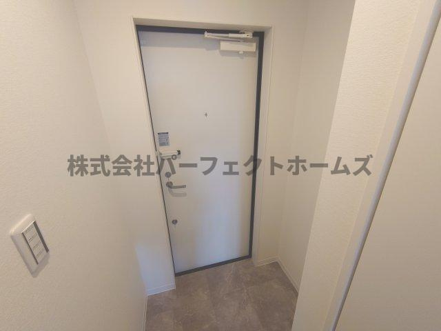 セレニティ池田A棟の玄関|落ち着いた玄関です