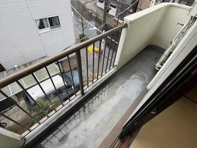 南向きにつき陽当たり・通風良好