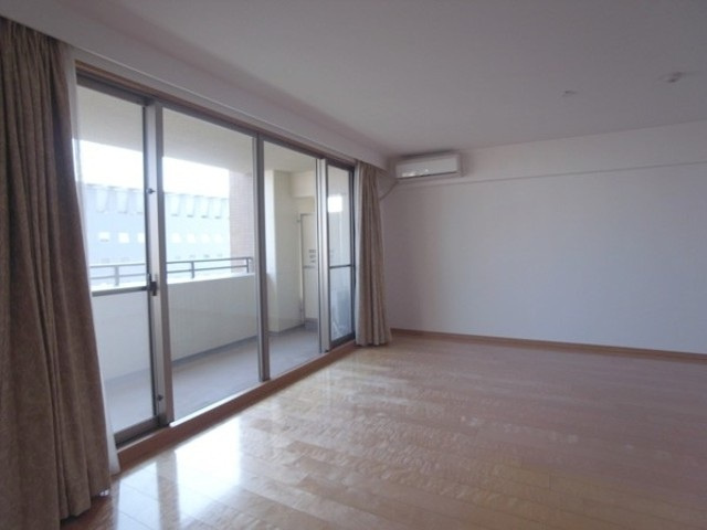 【寝室】 | 落ち着いて過ごせるお部屋なので、寝室にいかがでしょうか