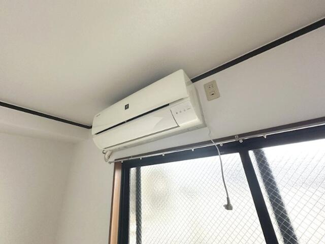 エアコン１基付き