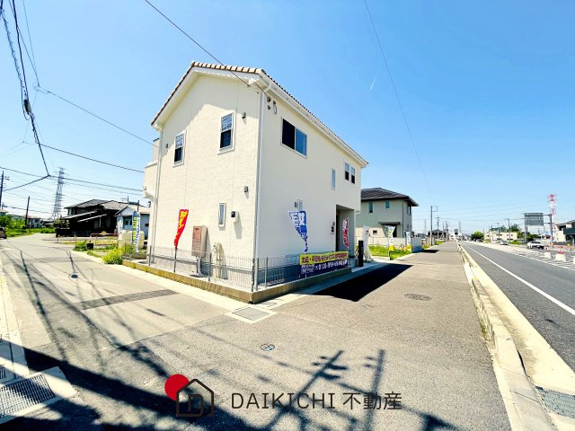 【前面道路含む現地写真】 | 熊谷市上之 22-P4　新築戸建　いろどりアイタウン 2号棟