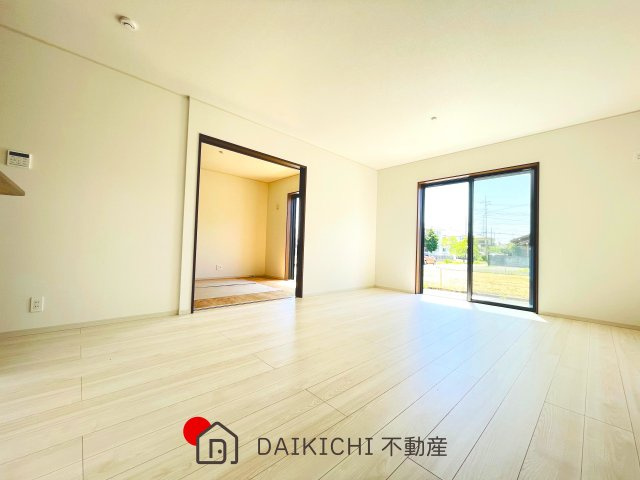 【居間・リビング】 | 熊谷市上之 22-P4　新築戸建　いろどりアイタウン 2号棟