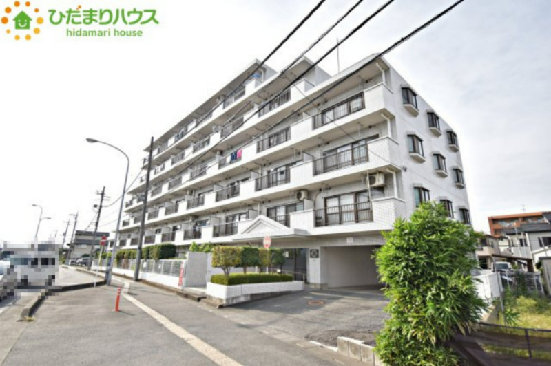 センチュリー桶川の外観