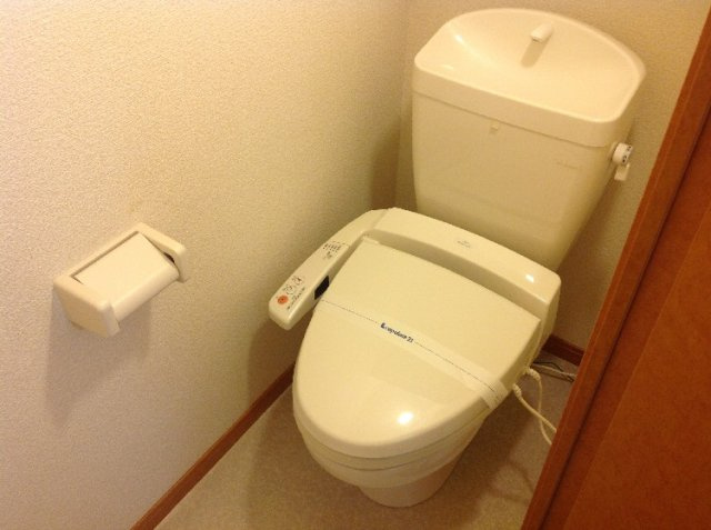 レオパレスロタシオン２のトイレ|ウォシュレットトイレ