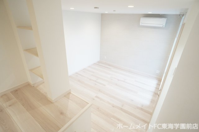 ADC帯山の内装
