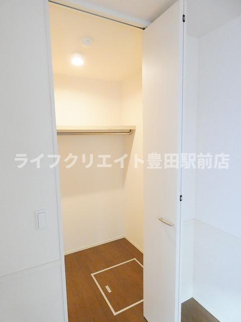 ラ・プランタン北野の収納