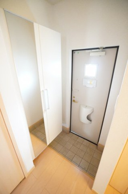 【玄関】 | アークフロイデ | ※同物件・同タイプの写真です。