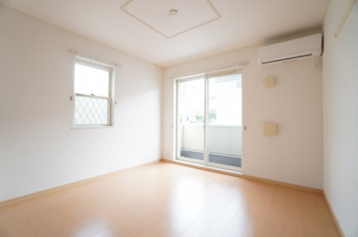 【洋室】 | アークフロイデ | ※同物件・同タイプの写真です。