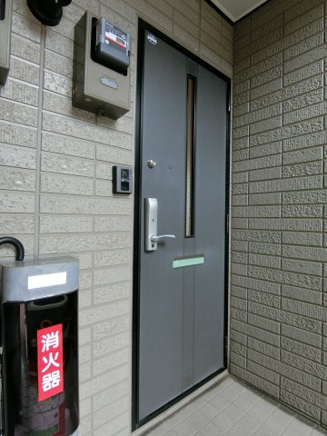 シャルムコートA棟の玄関