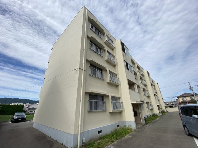 徳島市春日３丁目の賃貸マンションの外観