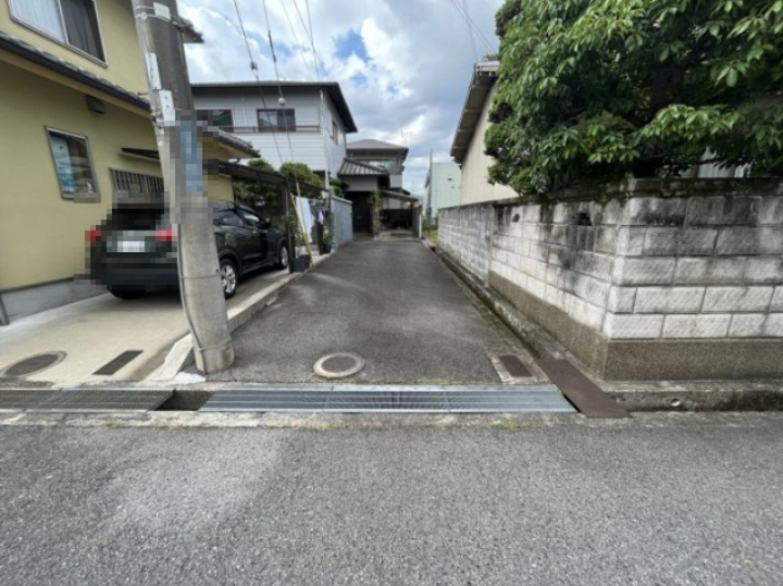 姫路市辻井６丁目／売土地の前面道路含む現地写真