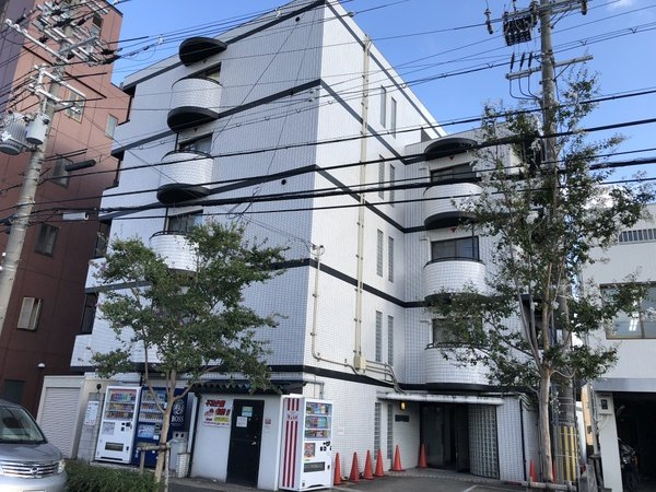 アークハイツ城南宮の外観