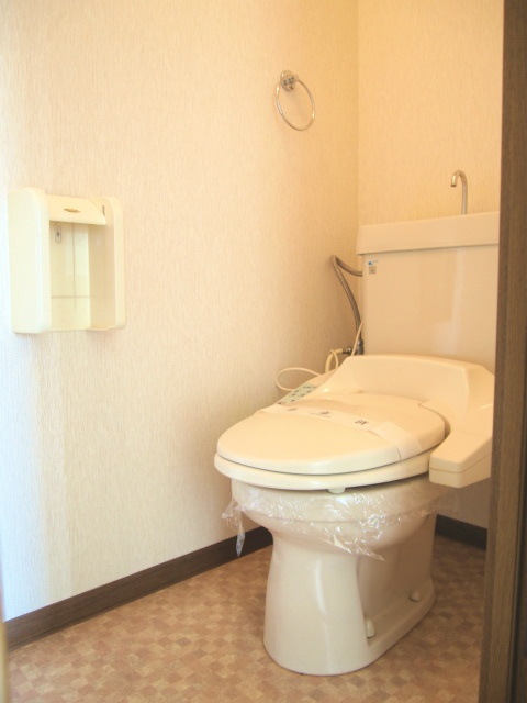 シェーンリーリエ【キャッシュバック対象物件】のトイレ|落ち着いたトイレです