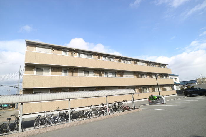 セジュール町坪の外観