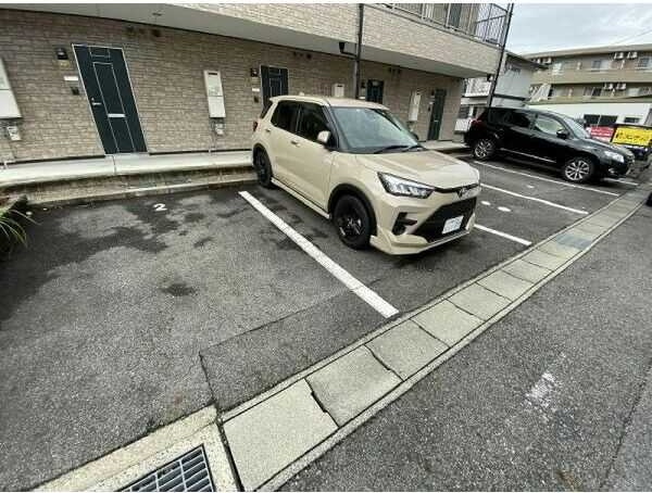 セントラル弘栄　　刈谷市近郊の賃貸はクラスホームの駐車場