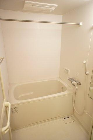 ヴィラ　ビアンカのその他|浴室乾燥機