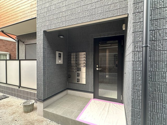 R-style FMのエントランス