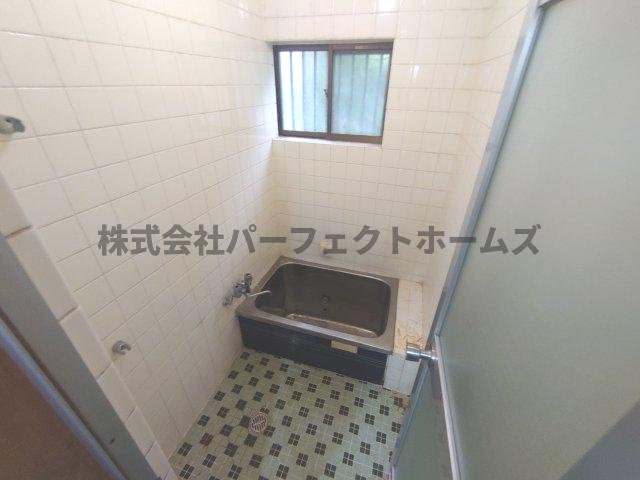 雲川向井田戸建　賃貸の浴室|日々の暮らしに欠かせないお風呂です