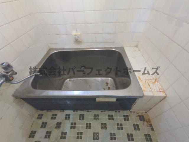 交野市向井田１丁目の一戸建ての浴室|お風呂で日々の疲れを落としましょう