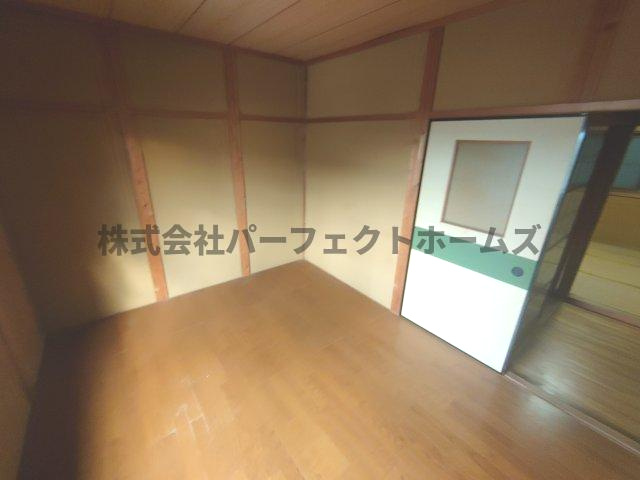 雲川向井田戸建　賃貸の洋室