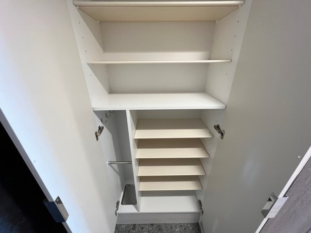 プレサンス大国町ブライスの収納