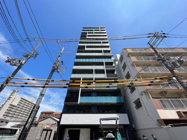 プレサンス大国町ブライスの外観