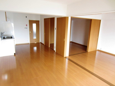 【居間・リビング】 | 二色浜グリーンハイツ