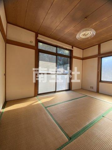 【居間・リビング】 | １階の和室６畳です