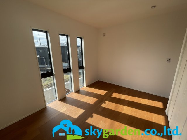 秦野市菩提　新築戸建　全3棟2号棟の洋室