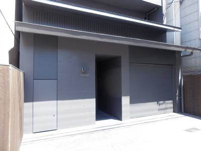 Wisteria（ウィステリア）の駐車場|外観