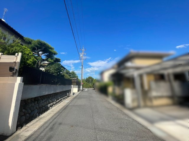 日進市岩崎町芦廻間土地　１号地の前面道路含む現地写真
