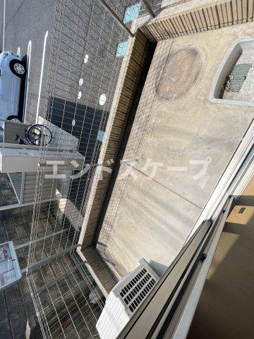 連取ハウスのバルコニー|高崎、前橋エリアのお部屋探しはエンドスケープまで！お客様の理想お聞かせ下さい♪