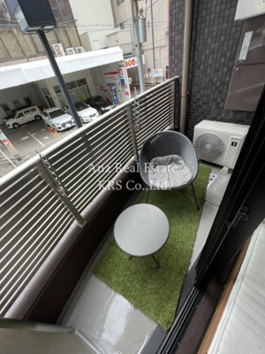 【バルコニー】 | セレーノ新町 | 南面バルコニー！日当たり良好！物干し竿付きでお洗濯ラクラク♪