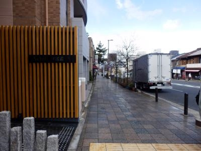 Schilf神宮道（シルフ神宮道）の周辺|前面道路