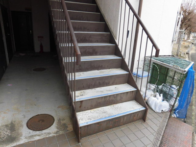 【その他共用部分】 | 石富ハイツ | 共用階段です