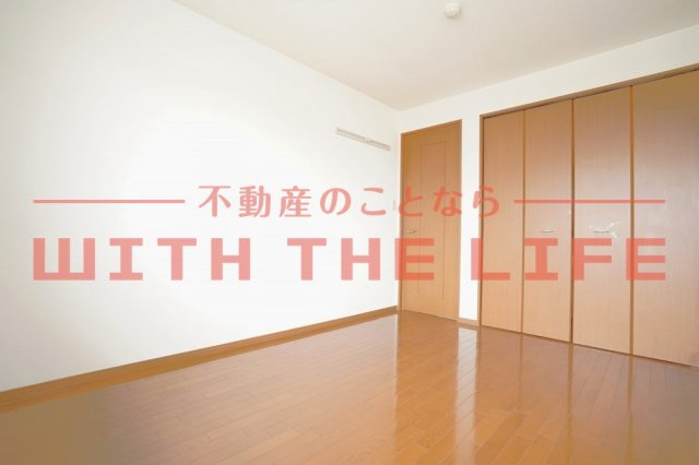 ピュアドーム1【キャッシュバック対象物件】の寝室|広くて明るい寝室