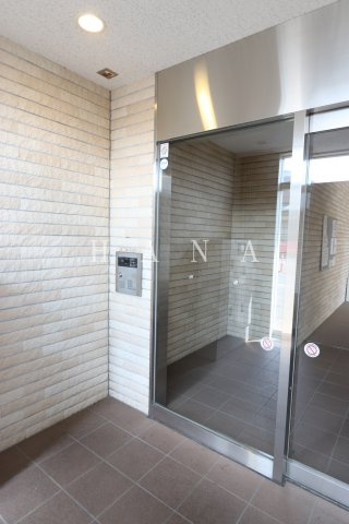 グランパルク小金井のエントランス