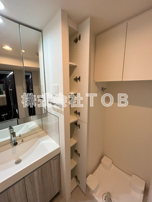 【収納】 | コンフォリア桜上水 | リネン庫