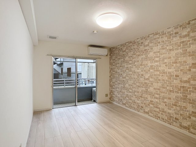 ZINハイツの居間・リビング