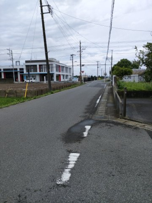 【前面道路含む現地写真】 | 九十九里町片貝　中古戸建