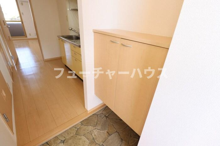 ボナール壱番館の玄関