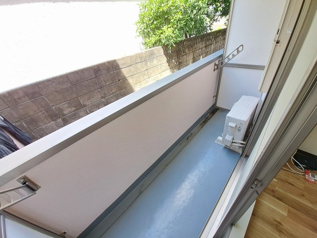 ロクサーヌ浜甲子園のバルコニー