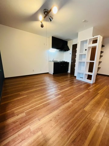 仲介手数料0円プランベイム幅下Southの居間・リビング