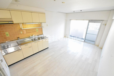 【居間・リビング】 | ロイヤル陽光園