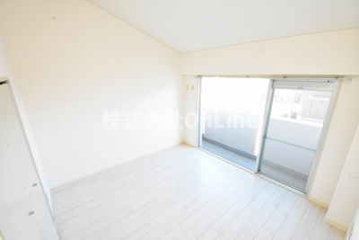 【居間・リビング】 | ロイヤル陽光園