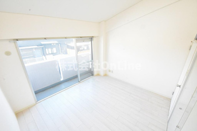 【居間・リビング】 | ロイヤル陽光園