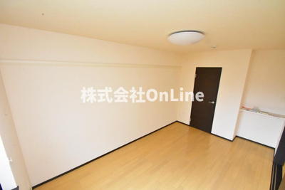 【洋室】 | レオネクスト紅